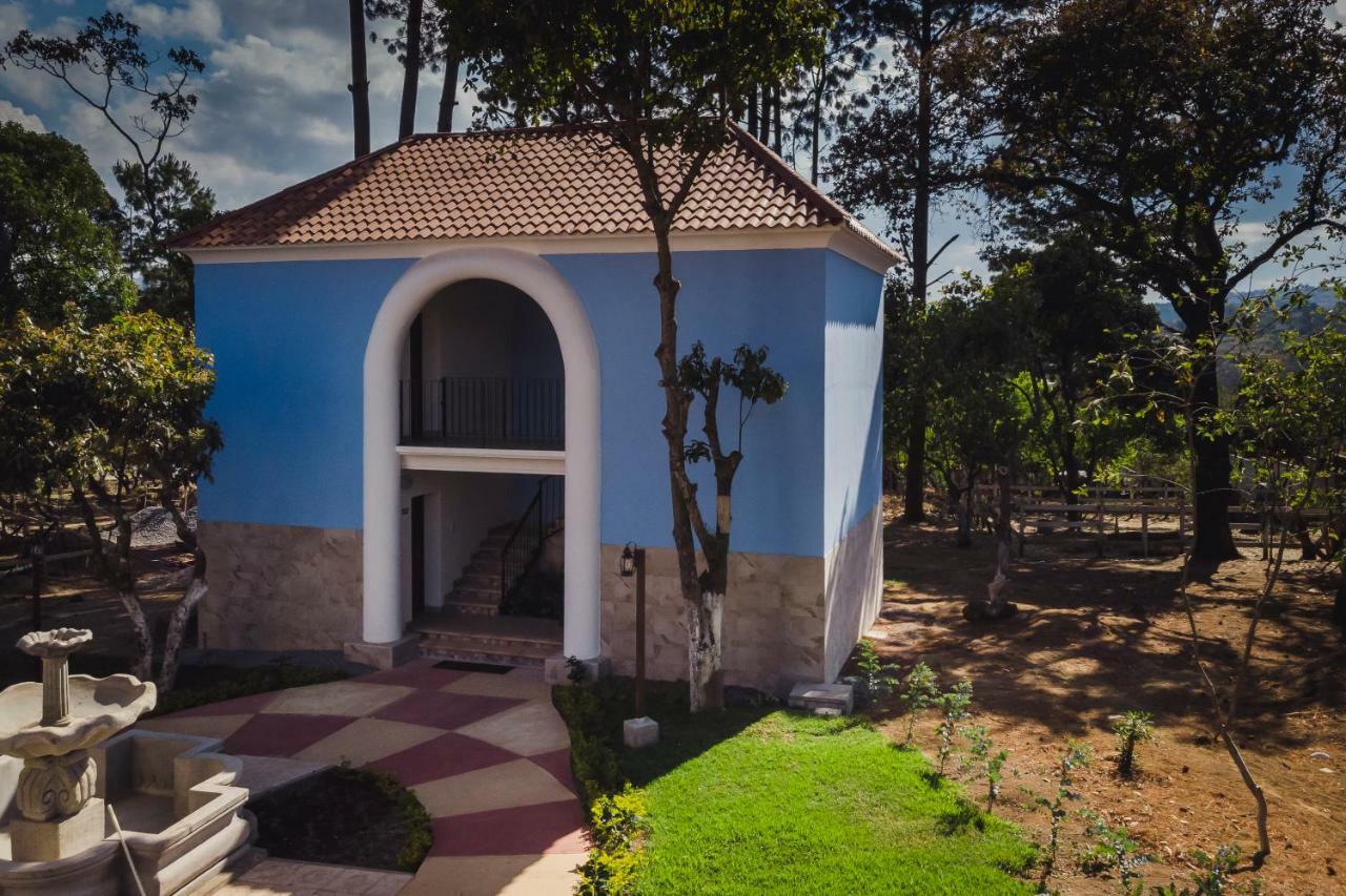 Hotel Y Restaurante Hacienda Los Volcanes Santa Lucía Milpas Altas Extérieur photo